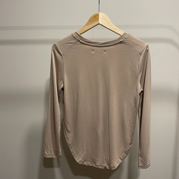 OAK & FORT Long Sleeve Shirt, Scooped Bottom - Size S - Beige - Picture 2 of 3